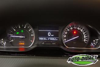 Peugeot 2008 1.2 60kW Navi Clima Access picture 6