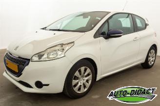  Peugeot 208 1.0 VTi Airco 113.669 km NAP LIKE 2014/10