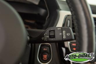 BMW 3-serie 320i Automaat Pano Leder M Sport Edition picture 17