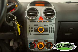 Opel Corsa 1.4-16V Airco Anniversary Edition picture 11