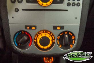 Opel Corsa 1.4-16V Airco Anniversary Edition picture 10