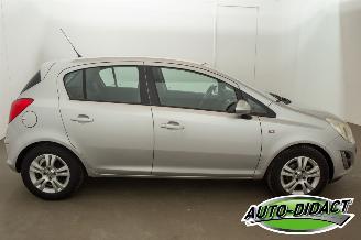 Opel Corsa 1.4-16V Airco Anniversary Edition picture 38