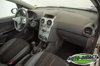 Opel Corsa 1.4-16V Airco Anniversary Edition picture 19