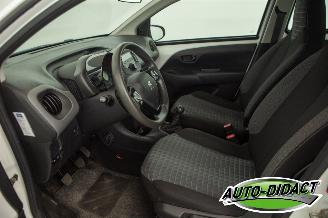 Peugeot 107 1.0 e-VTi Airco 103.776 km NAP Active picture 24