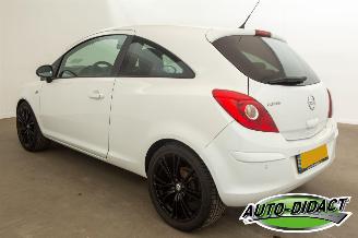 Opel Corsa 1.2-16V Airco Navi Cosmo picture 3