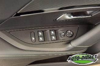 Peugeot e-2008 GT Automaat 100kW 37.245 km Navi Clima Digi Dash picture 13