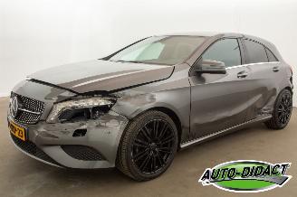 krockskadad bil auto Mercedes A-klasse 180 Ambition 2013/10