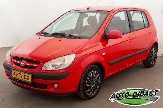 uszkodzony samochody osobowe Hyundai Getz 1.4i Active Cool Airco 2007/2