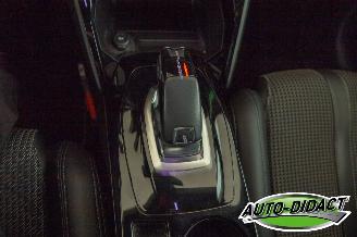 Peugeot 208 1.2 Automaat 48.805 km NAP GT-Line Navi Camera PureTech picture 12