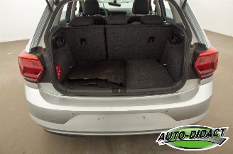 Volkswagen Polo 1.6 TDI Highline Clima Waterschade picture 37