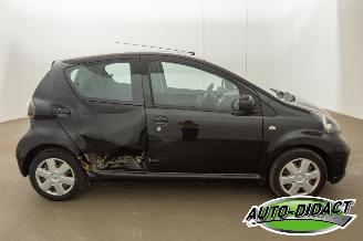 Toyota Aygo 1.0-12V Comfort Navigator picture 30