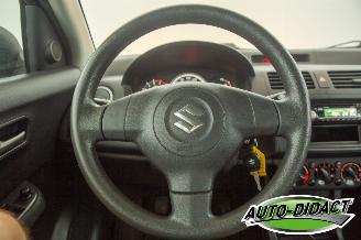 Suzuki Swift 1.3 179.058 KM picture 5
