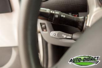 Peugeot 107 1.0-12V XS Automaat picture 9