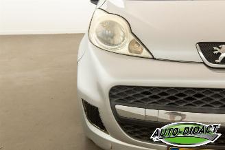 Peugeot 107 1.0-12V XS Automaat picture 25