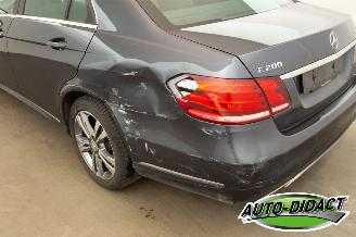 Mercedes E-klasse E200 - Automaat - Navi - Leder picture 29
