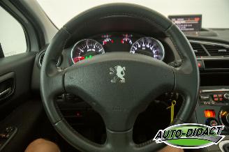 Peugeot 3008 1.6 VTi ST - Pano - Airco - Navi picture 5