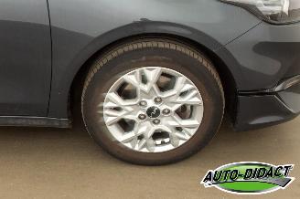 Kia Ceed 1.0 88kW 46.134 km Navi Clima Camera picture 31