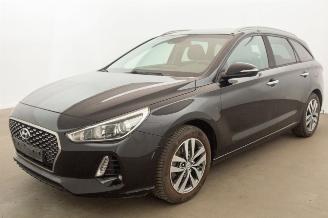 Coche accidentado Hyundai I-30 1.0 88kW Clima Navi Camera 2017/9