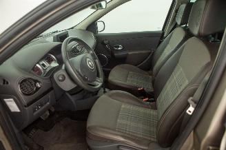 Renault Clio 1.6-16V Automaat Navi Clima 20th Anniversary picture 27