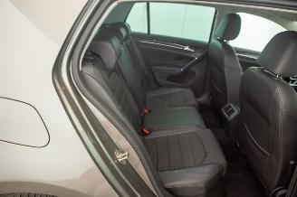Volkswagen Golf 1.6 TDI Clima Navi Highline picture 24