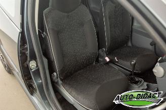 Peugeot 107 1.0-12V Airco Sublime picture 16