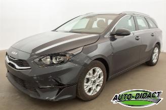 uszkodzony samochody osobowe Kia Ceed 1.0 88kW MHEV Automaat Navi Camera Clima 2024/5