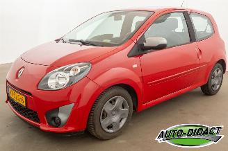 Voiture accidenté Renault Twingo 1.2-16V Airco Night & Day 2011/10