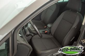 Volkswagen Golf 1.0 TSI Automaat Navi Camera Clima 85kW Comfortline picture 26