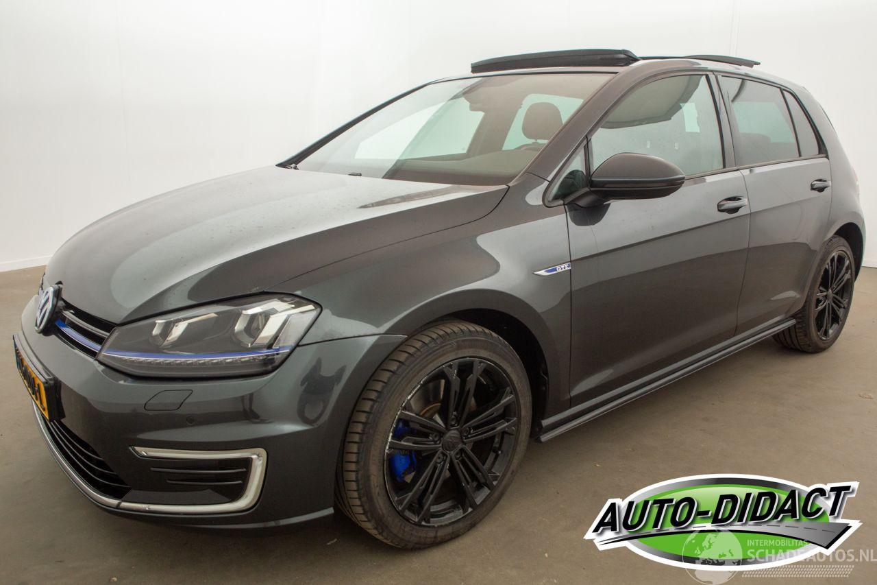 Volkswagen Golf 1.4 TSI GTE Pano Automaat Camera Navi