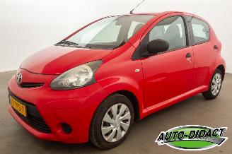 krockskadad bil auto Toyota Aygo 1.0 VVT-i Comfort koppeling defect 2012/3