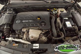 Opel Insignia 1.6 Turbo Business+ picture 20