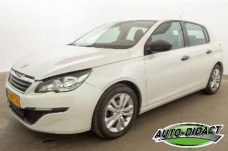 Unfallwagen Peugeot 308 1.2 VTi Airco Blue Lease 2013/10