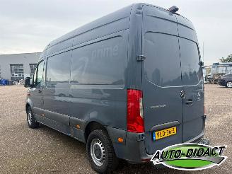 Mercedes eSprinter L2H2 Airco Camera 82.699 km NAP picture 3