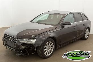 Schadeauto Audi A4 Avant 2.0 TDI 100kW Clima 2015/1