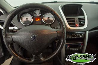 Peugeot 207 1.6 VTi Clima Navi Première picture 5