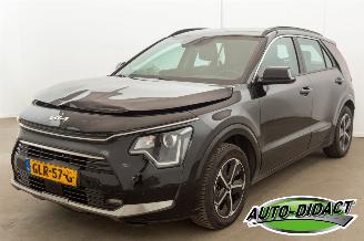 krockskadad bil auto Kia Niro 1.6 GDi Hybrid Automaat Navi Camera Clima DynamicLine 2024/9