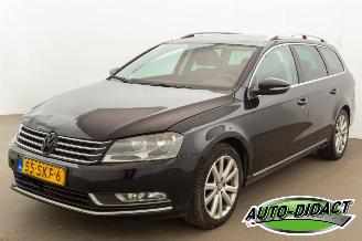 krockskadad bil auto Volkswagen Passat 1.4 TSI Automaat Clima Navi Comfortline BlueMotion 2011/10