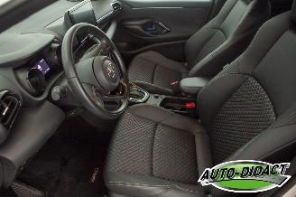 Toyota Yaris 1.5 Hybrid Automaat 24.725 km Navi Camera Clima picture 23