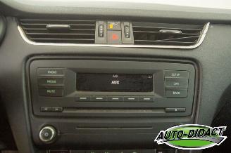 Skoda Octavia 1.6 TDI Clima Ambition picture 7
