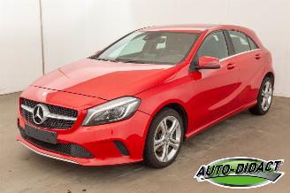 krockskadad bil auto Mercedes A-klasse A180d Airco Leder GEEN SLEUTEL 2016/6