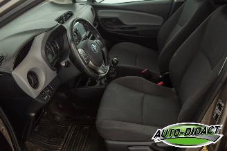 Toyota Yaris 1.3 VVT-i Airco Camera Active picture 20