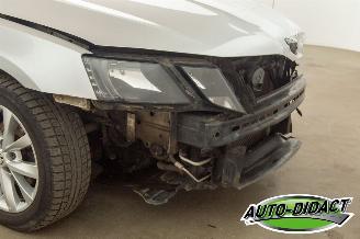 Skoda Octavia 1.6 TDI Automaat Navi Clima Ambition picture 26
