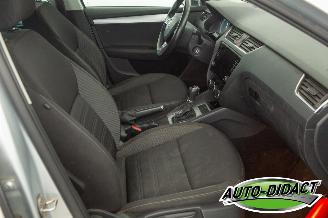 Skoda Octavia 1.6 TDI Automaat Navi Clima Ambition picture 15