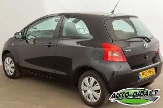 Toyota Yaris 1.0 VVT-i Airco Spirit picture 3