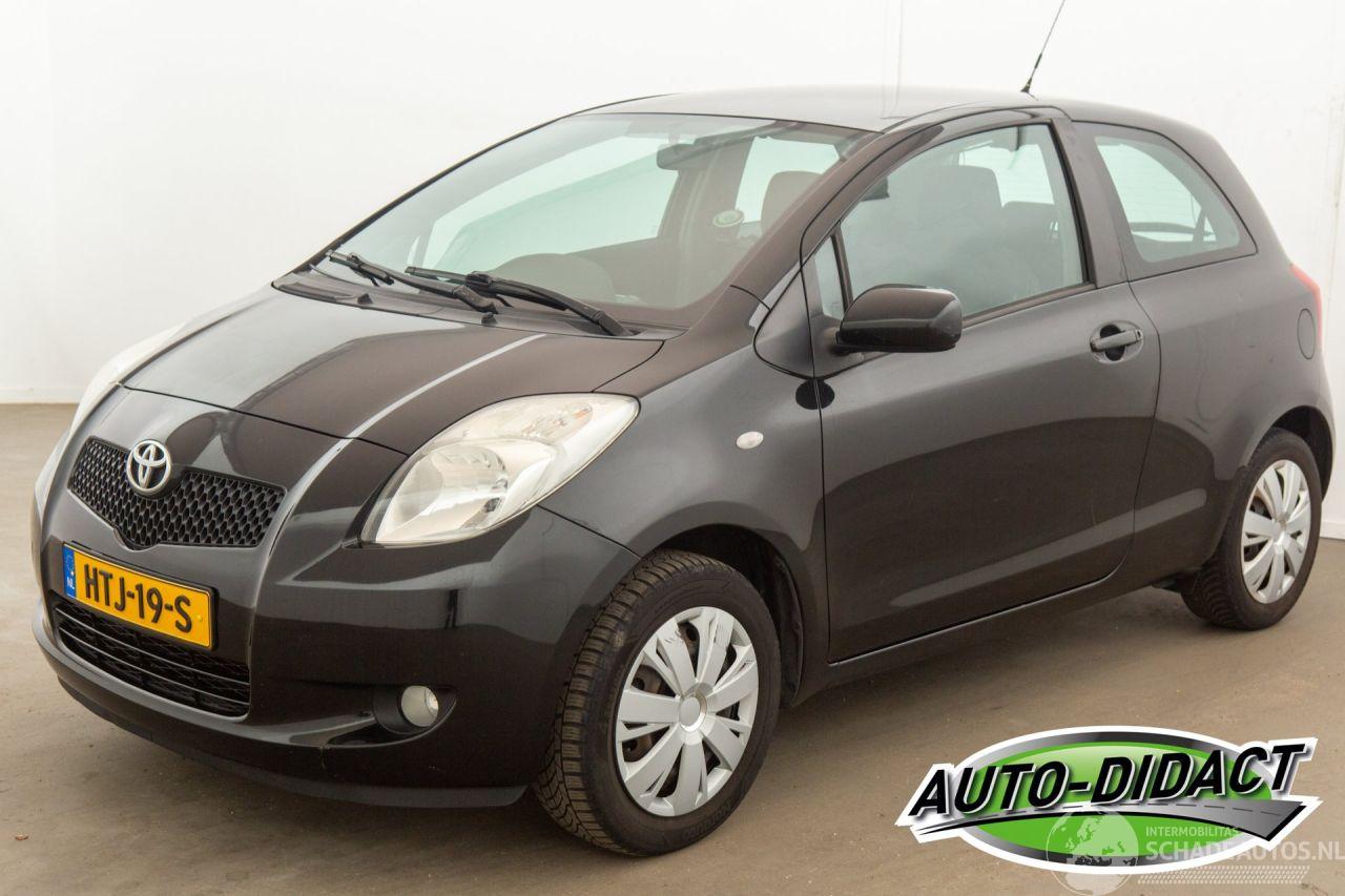 Toyota Yaris 1.0 VVT-i Airco Spirit