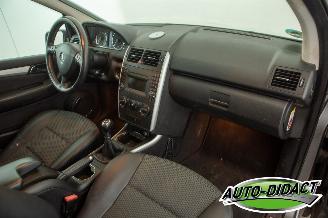 Mercedes A-klasse A160 Airco BlueEFFICIENCY Business Class Avantgarde picture 17