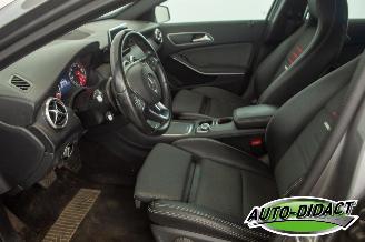 Mercedes A-klasse A180d Automaat Navi Camera Airco picture 25