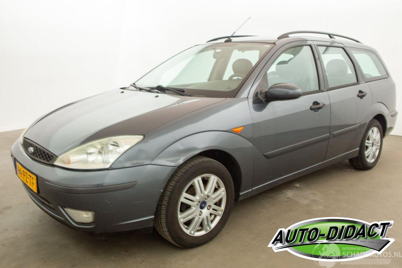 Ford Focus Wagon 1.6-16V Futura