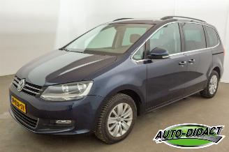 Schadeauto Volkswagen Sharan 1.4 TSI Automaat 7p. Navi Clima Comfortline 2015/6
