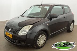 Schadeauto Suzuki Swift 1.3 Airco Cool 2010/6